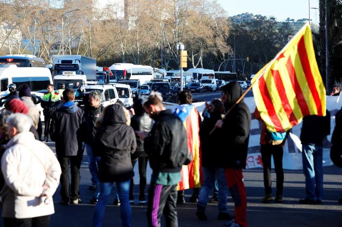 Puigdemont se plantea "pedir responsabilidades judiciales" al Europarlamento