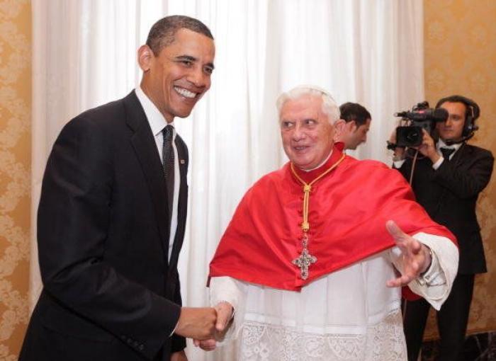 @Pontifex: cerrado por cónclave