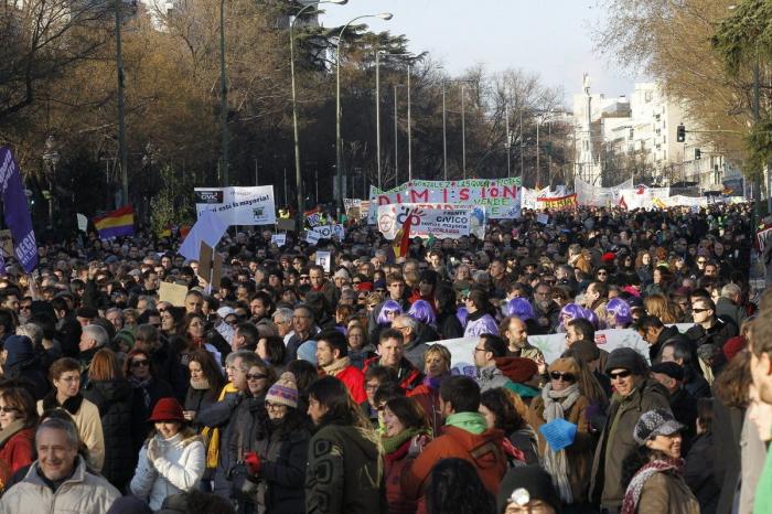 Miles de personas se manifiestan en toda España contra el "golpe de Estado financiero" (FOTOS)