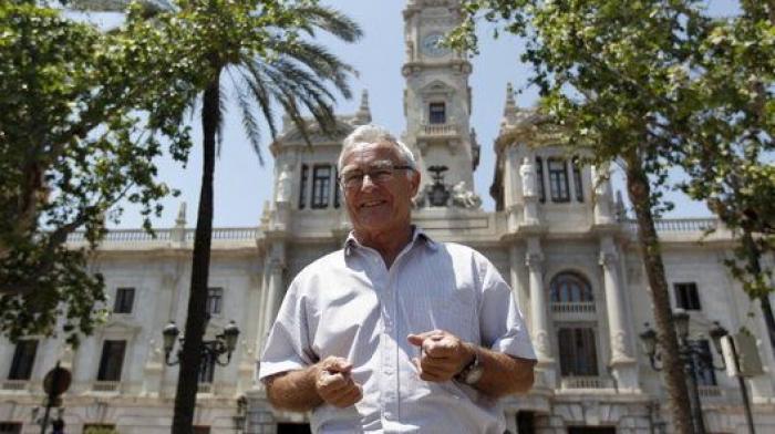 El alcalde de Valencia ordena a la Policía no intervenir en desahucios