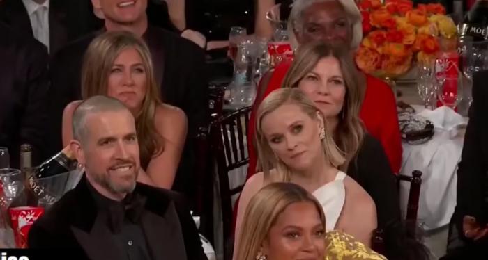 Hay un detalle del reencuentro de Brad Pitt y Jennifer Aniston que está dando mucho juego: se ve en la imagen