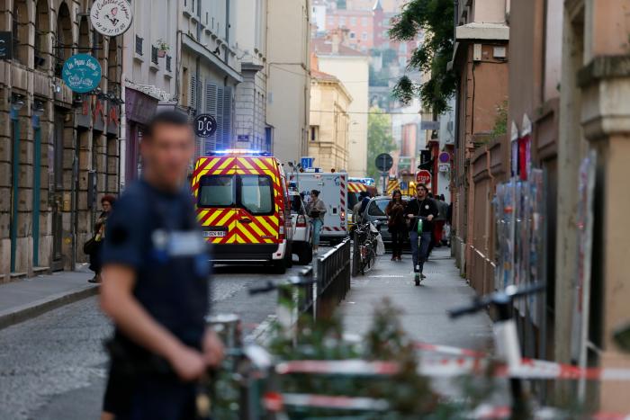 Una explosión deja al menos 13 heridos en el centro de Lyon