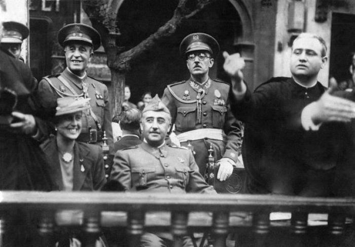 La Asociación para la Recuperación de la Memoria Histórica pide ilegalizar a la Fundación Francisco Franco