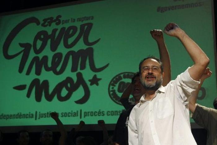 Rajoy le regala a Puigdemont un ejemplar de 'El Quijote'