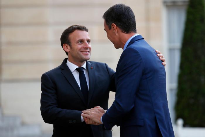 ‘Manuel’ Macron: su historia de pasión con el poder español