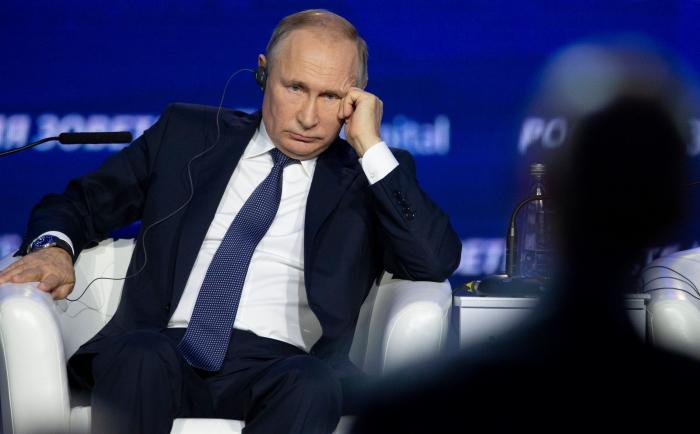 Putin y Lukashenko hablan de cooperación... pero callan sobre la invasión de Ucrania