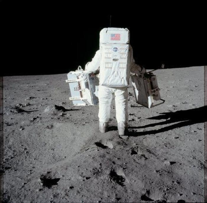 Project Apollo Archive: 8.400 fotos en alta resolución de las misiones a la Luna