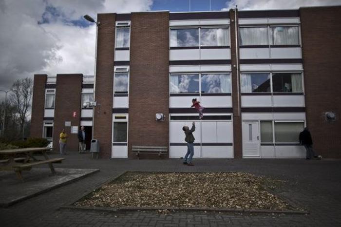 Holanda convierte sus cárceles vacías en lugar de acogida para los refugiados (FOTOS)