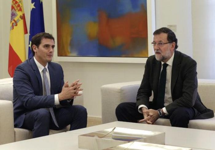 Rivera muestra a Rajoy su "firme apoyo" para que "se cumplan las leyes"