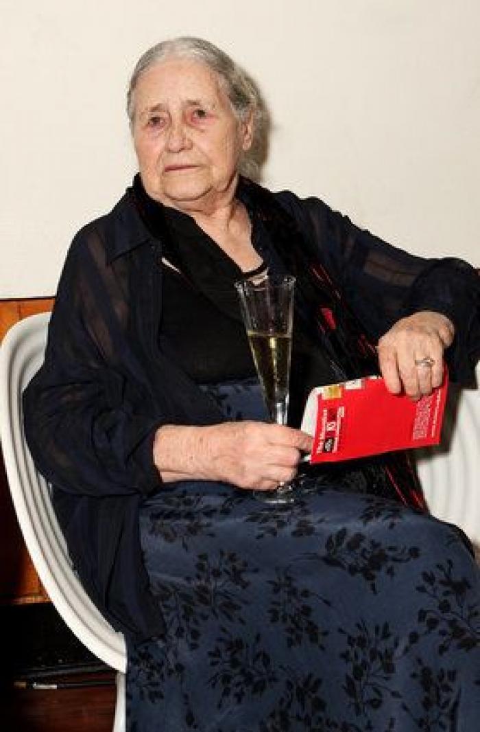 La poetisa estadounidense Louise Glück, Nobel de Literatura