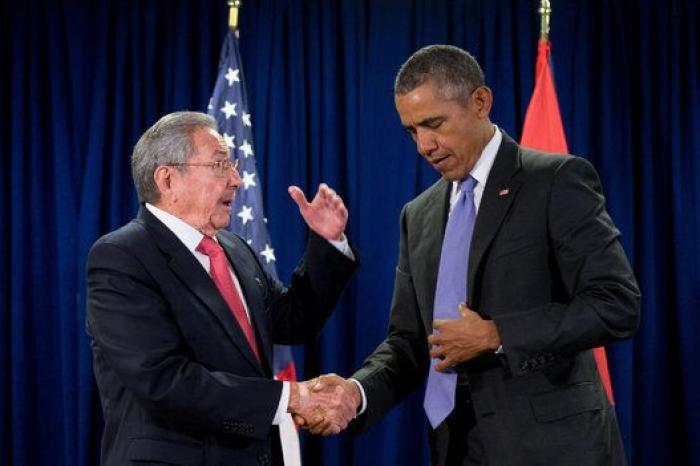 Castro pide a Obama que use su poder ejecutivo para suavizar el bloqueo