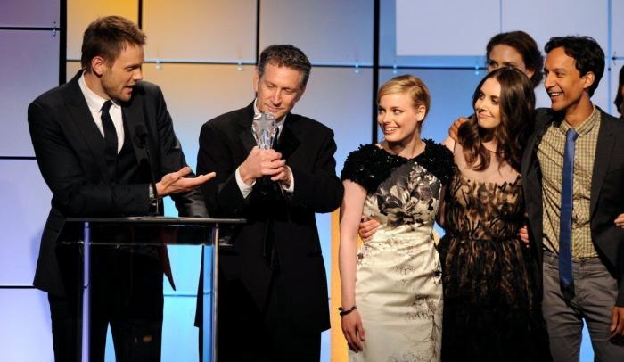Christina Hendricks, Julianne Moore, Zooey Deschanel: ganan los premios de la crítica de televisión estadounidense