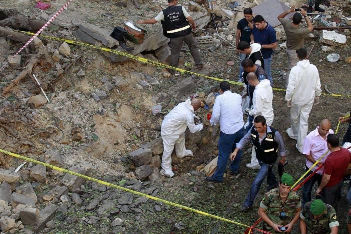 Atentado en Beirut: Al menos 8 muertos y más de 70 heridos en la explosión de un coche bomba (FOTOS, VÍDEOS)