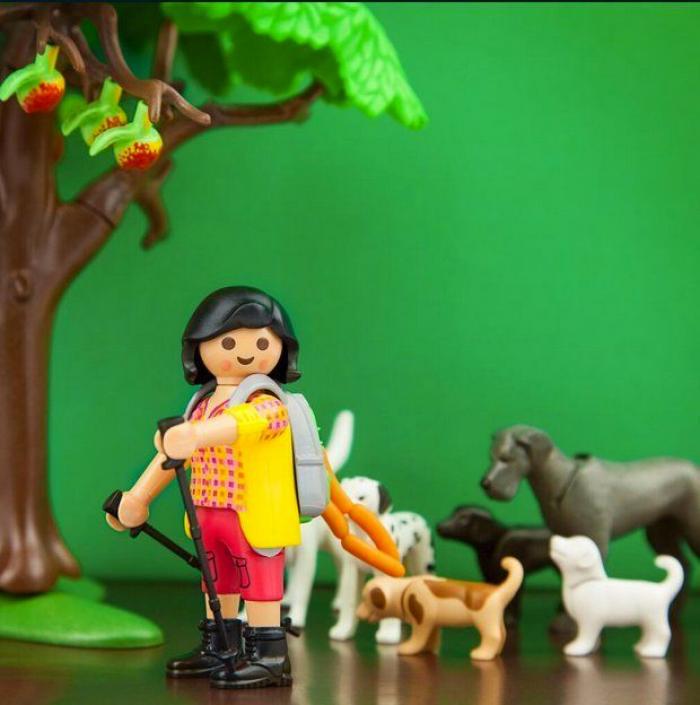 Polémica con el fabricante de 'Sophie la jirafa' por unas fotos del juguete con moho