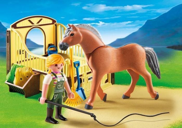 Polémica con el fabricante de 'Sophie la jirafa' por unas fotos del juguete con moho
