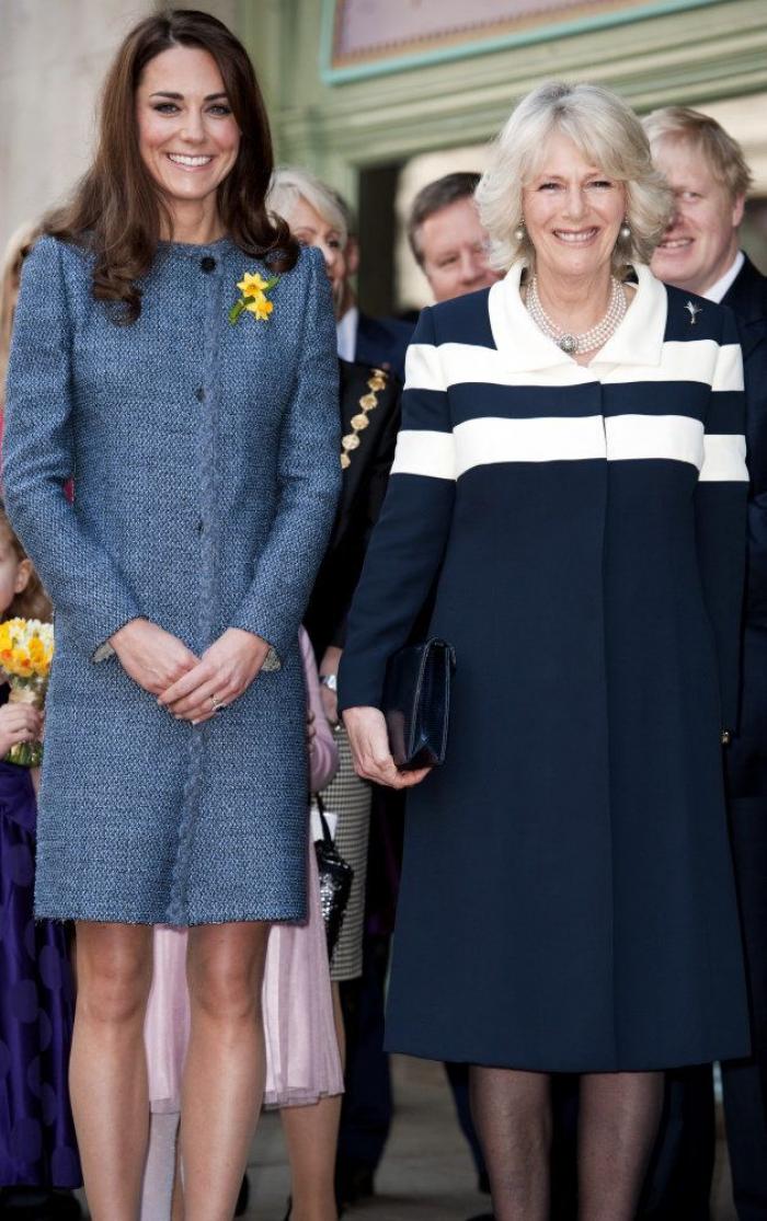 En Reino Unido miran con lupa esta imagen entre Guillermo y Kate: hacen hasta zoom en las manos