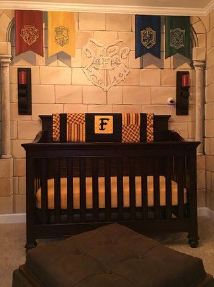 Dos padres crean una habitación de 'Harry Potter' para su hijo (FOTOS)
