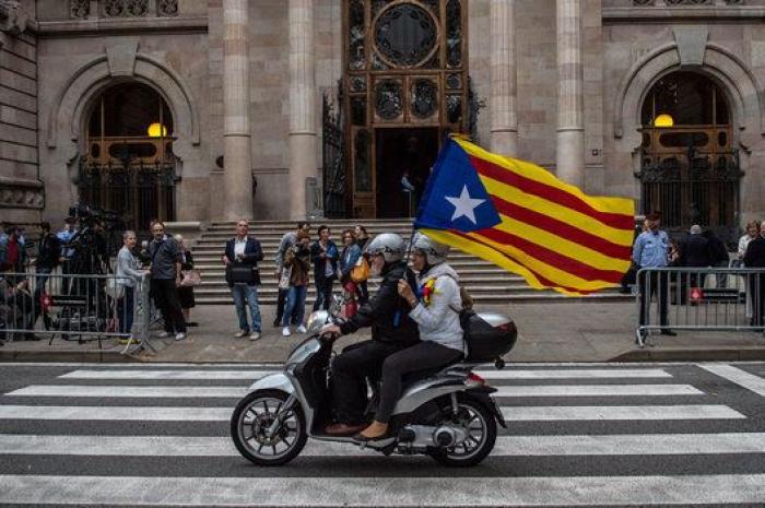 El Tribunal Superior de Justicia de Cataluña considera "un ataque" el apoyo frente a su sede a las imputadas por el 9N