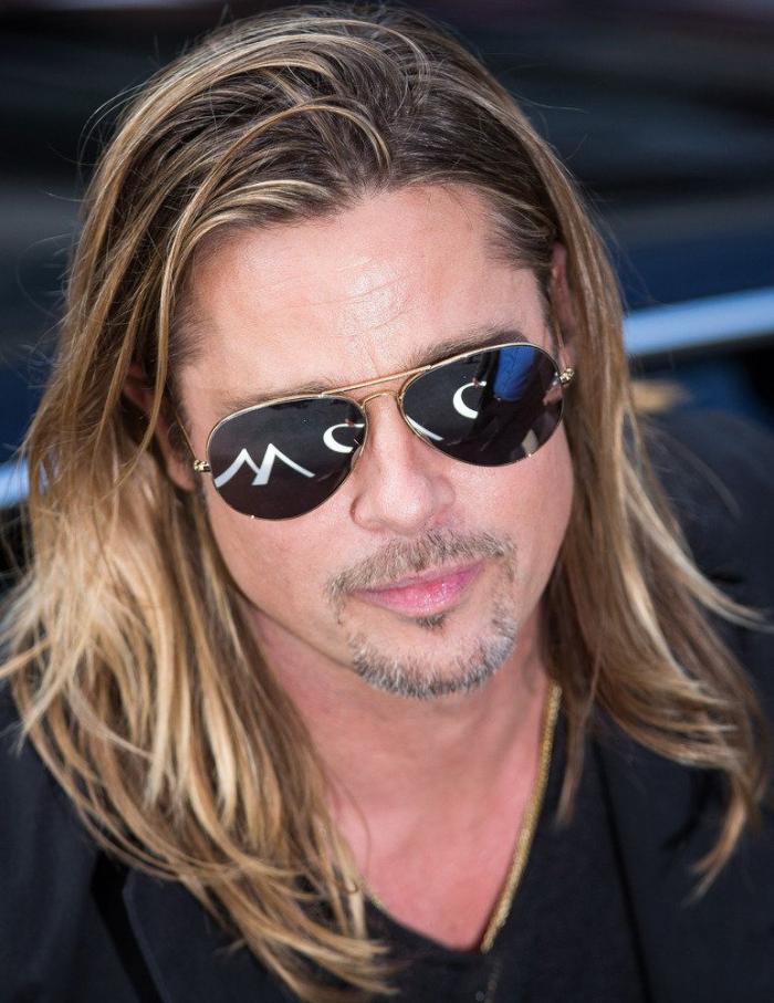Brad Pitt quiere actualizar su Tinder, pero ya lo hemos hecho nosotros