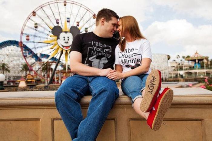 17 ideas mágicas para una sesión de fotos de compromiso inspirada en Disney