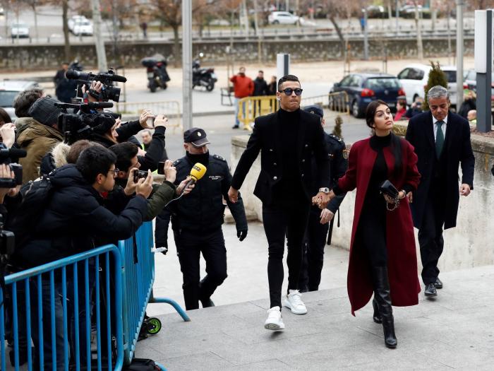 Cómo vestirse para ir al juzgado, según Cristiano Ronaldo