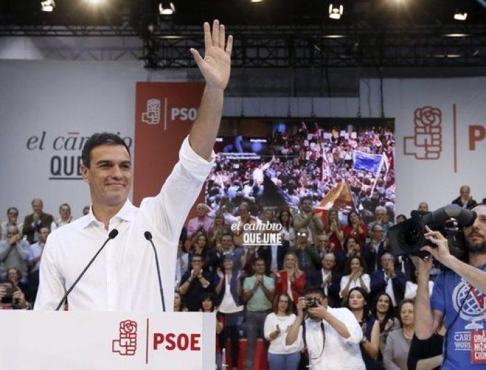 Pedro Sánchez: "Mientras los dirigentes del PP se avergüenzan, nosotros abrimos el partido a independientes"