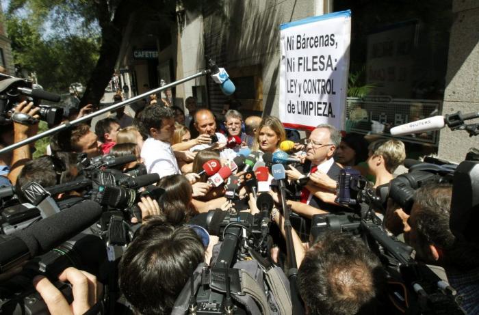 Bárcenas asume la autoría de los papeles y asegura que pagó 45.000 euros a Rajoy y Cospedal en 2009 y 2010 (DIRECTO)