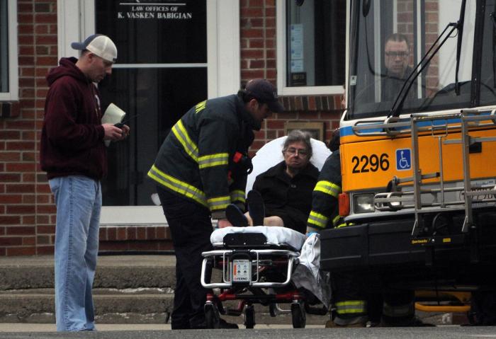 Un tiroteo cerca de Boston se salda con un policía asesinado, un sospechoso muerto y otro huído (FOTOS, VÍDEO, DIRECTO)