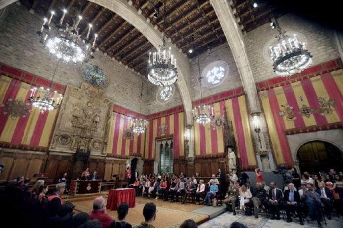 Torrent, Colau y la Generalitat no participarán en el recibimiento al rey en el Mobile Congress