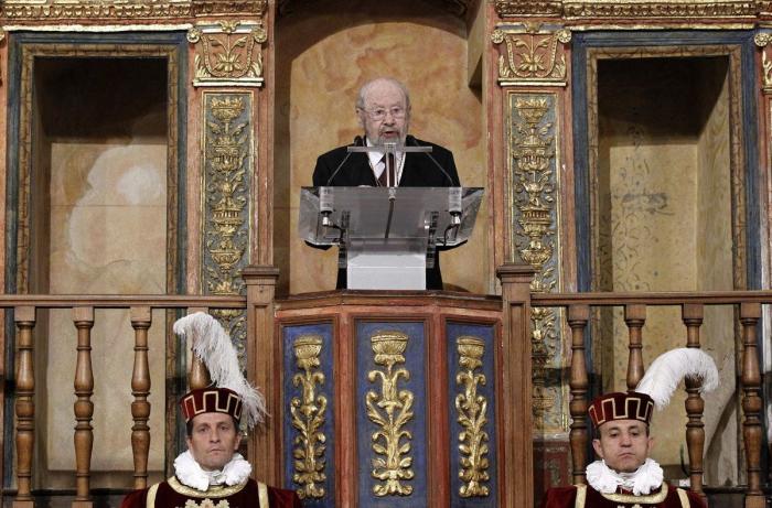 Los reyes entregan el Premio Cervantes a Margarit en un acto "íntimo y familiar" en Barcelona