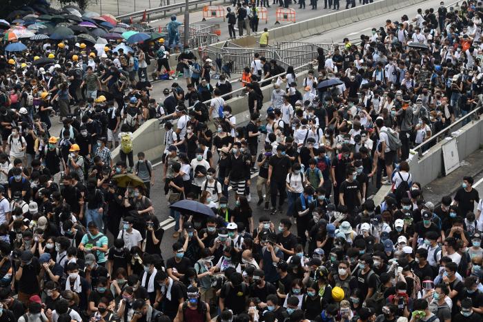 ¿Por qué hay tanta gente manifestándose en Hong Kong?