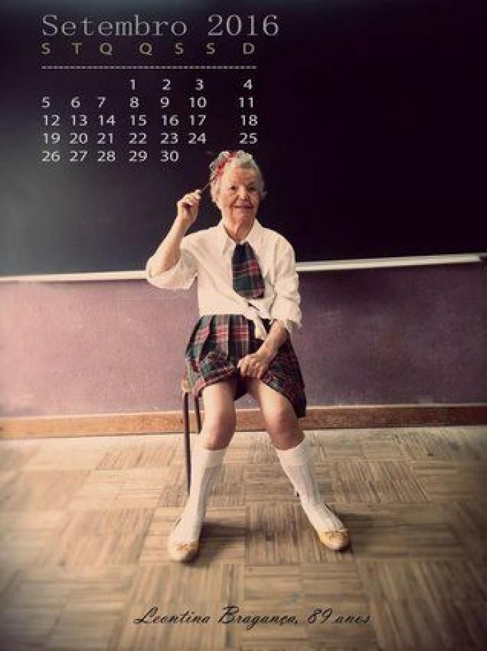 Las ancianas de un centro de día portugués posan en un calendario sexy para conseguir fondos
