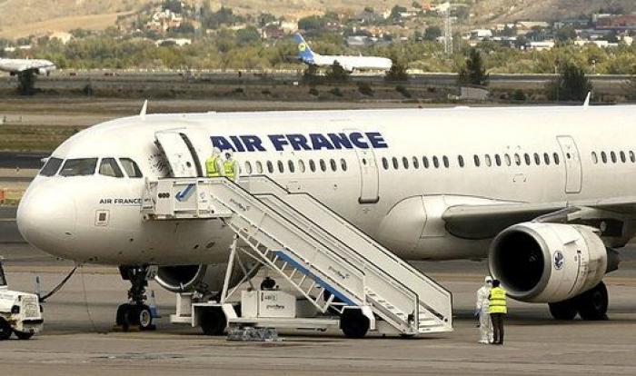 Alerta sanitaria por ébola en Barajas en un avión de Air France