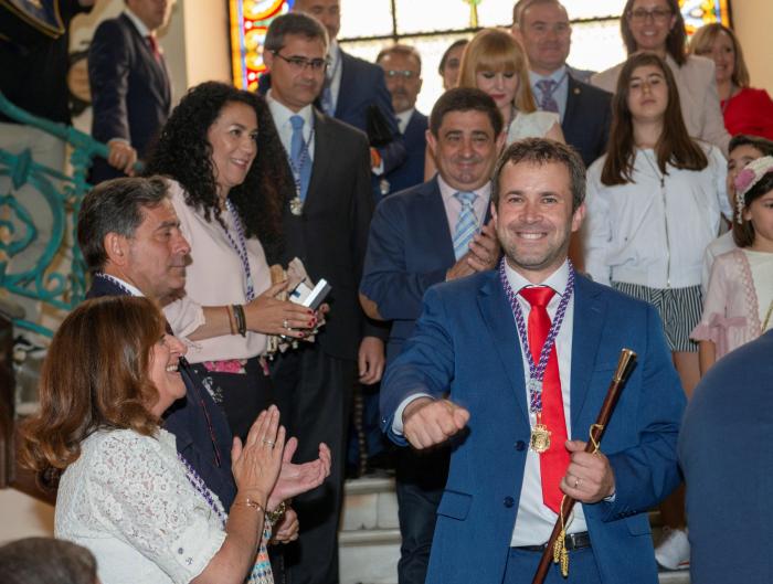 Bromas y memes con esta foto de Ortega Smith (Vox) y el nuevo alcalde de Madrid