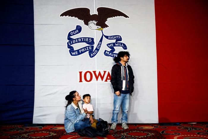 Buttigieg gana Iowa con menos votos que Sanders, según el recuento oficial