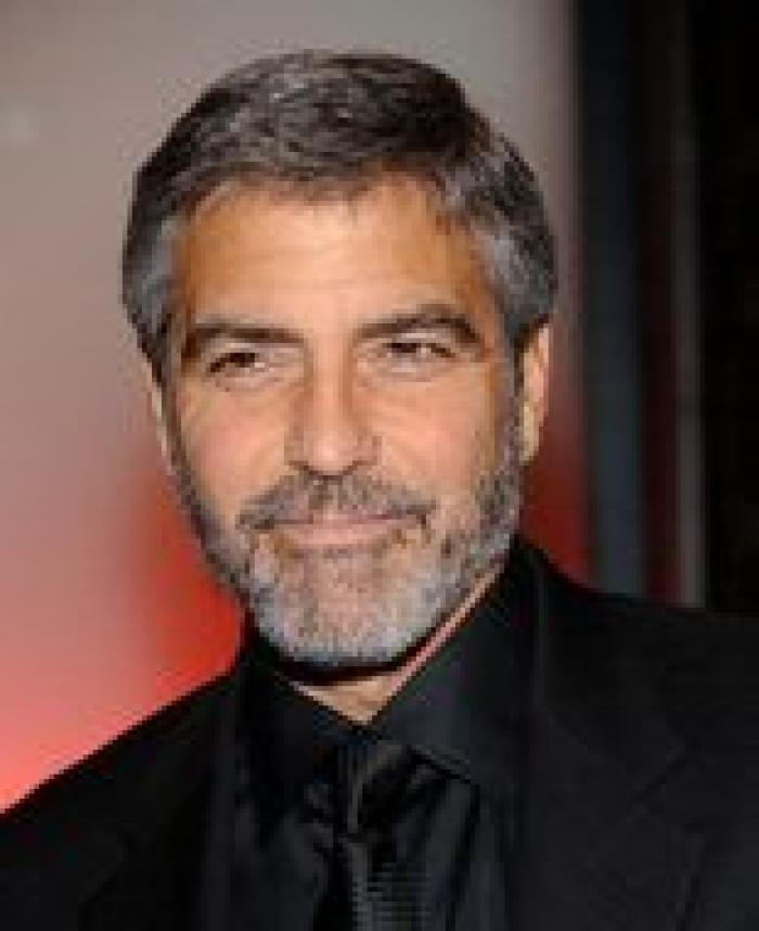 George Clooney sufre un accidente de tráfico en Cerdeña