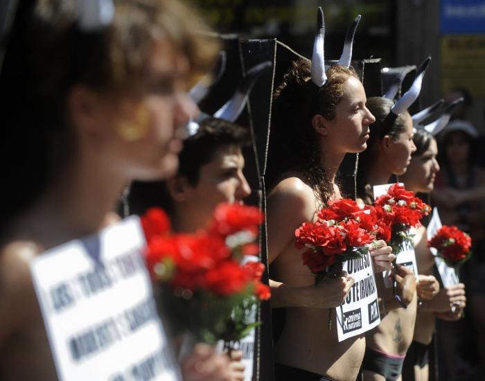 Padres, alumnos y profesores marchan en Madrid en protesta por las "contrarreformas educativas" (FOTOS)