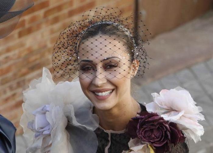 Fotos de la boda de Eva González y Cayetano Rivera: los vestidos y pamelas de las invitadas