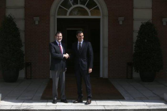 Le preguntan a Rajoy si prefiere el PP de Feijóo o el de Ayuso y lo deja bien claro (a su manera)