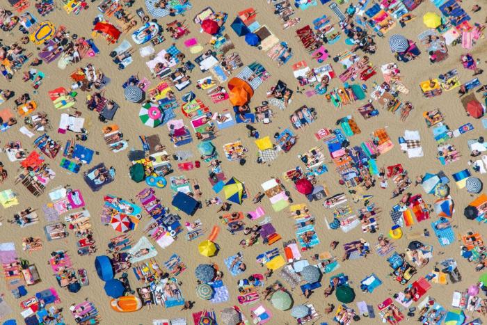 Uno de cada tres españoles no puede permitirse una semana de vacaciones al año