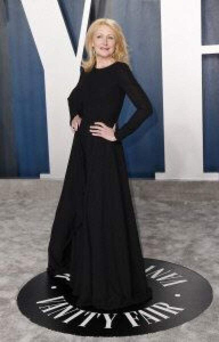 El no-vestido de Emily Ratajkowski y otros 'looks' de la fiesta Vanity Fair tras los Oscar