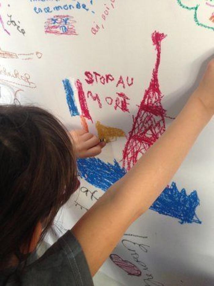 Una madre parisina anima a los niños a que dibujen sus emociones (FOTOS)