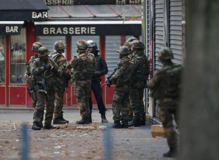 El ataque a uno de los cafés de París, grabado desde dentro (VÍDEO)
