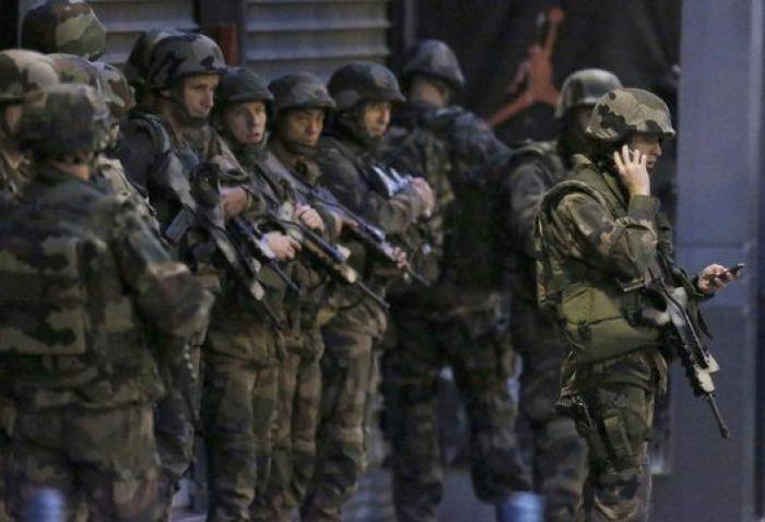 Hollande: "Los hechos de hoy demuestran que seguimos en guerra"