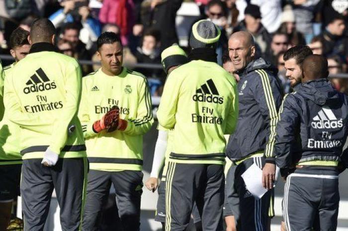 Luis Enrique 'recibe' a Zidane con un recordatorio: "Ser exjugador no es garantía de éxito"