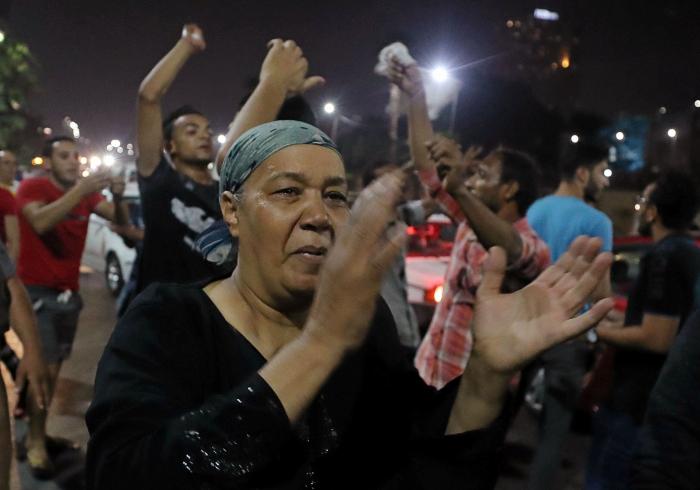 El móvil puede llevarte a prisión en Egipto