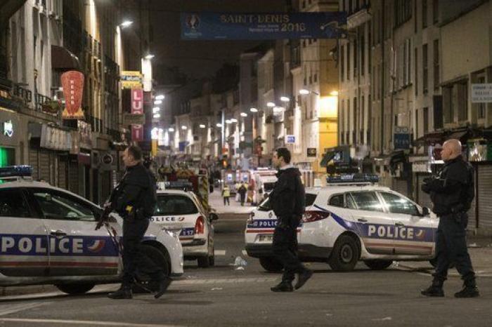 El ataque a uno de los cafés de París, grabado desde dentro (VÍDEO)