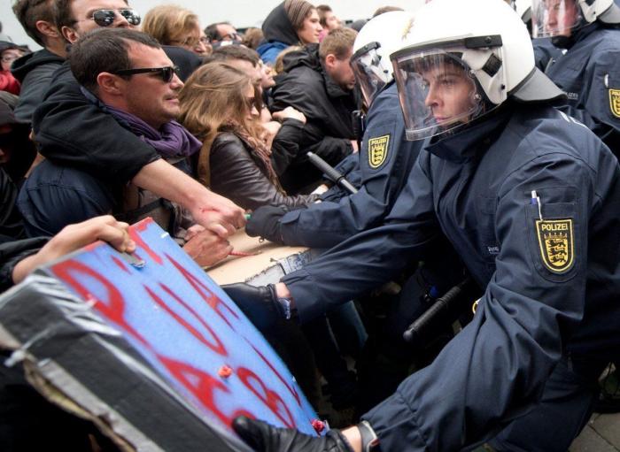 Manifestaciones en ciudades de toda Europa contra la troika y el "austericidio" (FOTOS)
