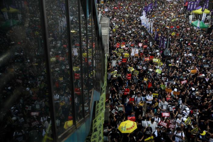 YouTube desactiva 210 canales que buscaban influir en las protestas de Hong Kong