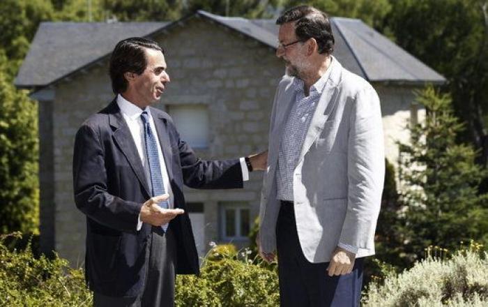 Aznar sobre los independentistas: "Hay que derrotarlos, no podemos convivir permanentemente con un golpe de Estado"